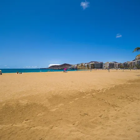 In Palmas Near Playa De Canteras *